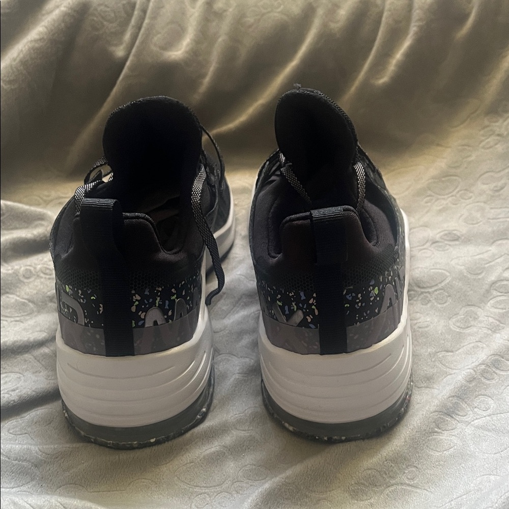 Nike Air Bella TR 3 AMP Black with White and Green Accents - Picture 4 of 6